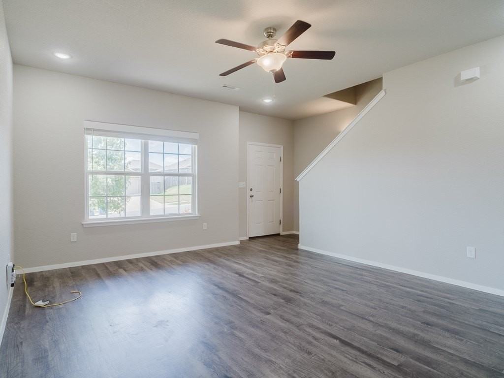 6903 Sw Whitmarsh Rd - Photo 5 of 23
