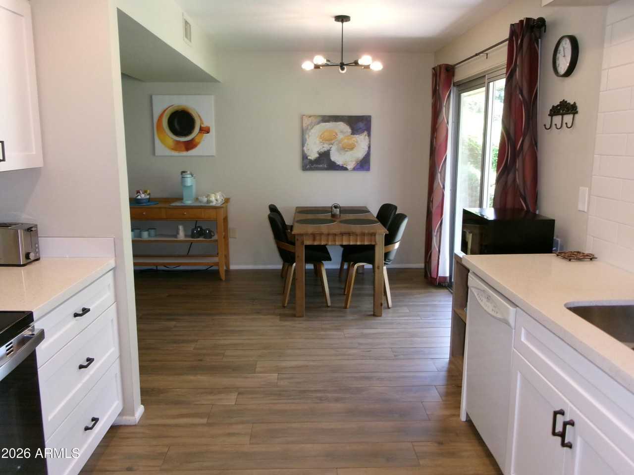 11029 W Caron Dr - Photo 4 of 45