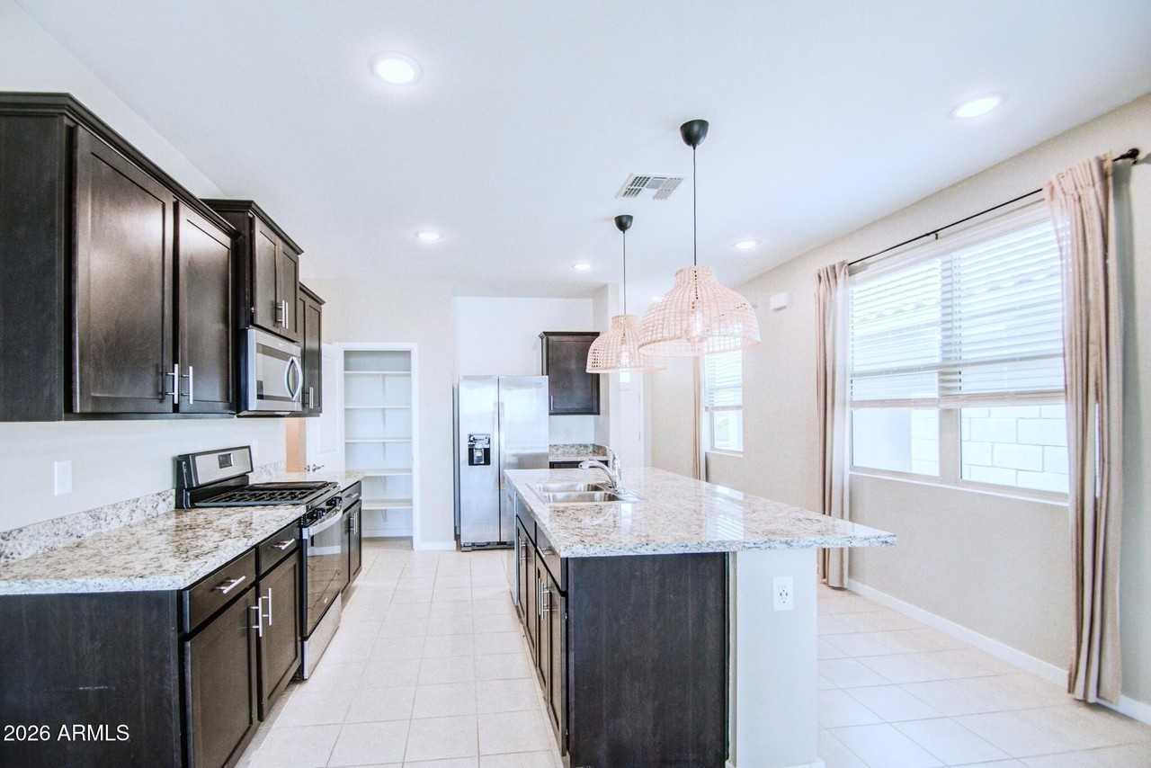 21765 N Rummler Ln - Photo 6 of 37