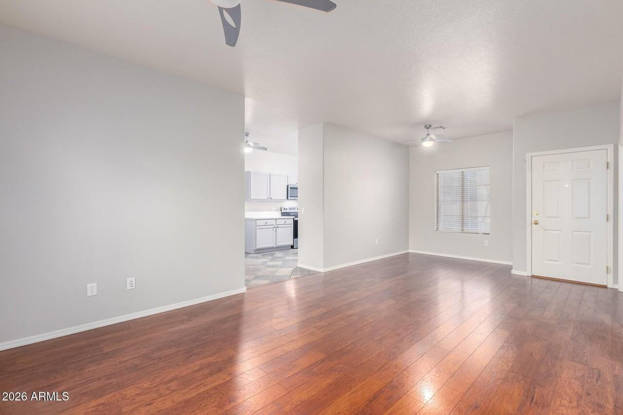 21821 N 40th Way - Photo 4 of 28