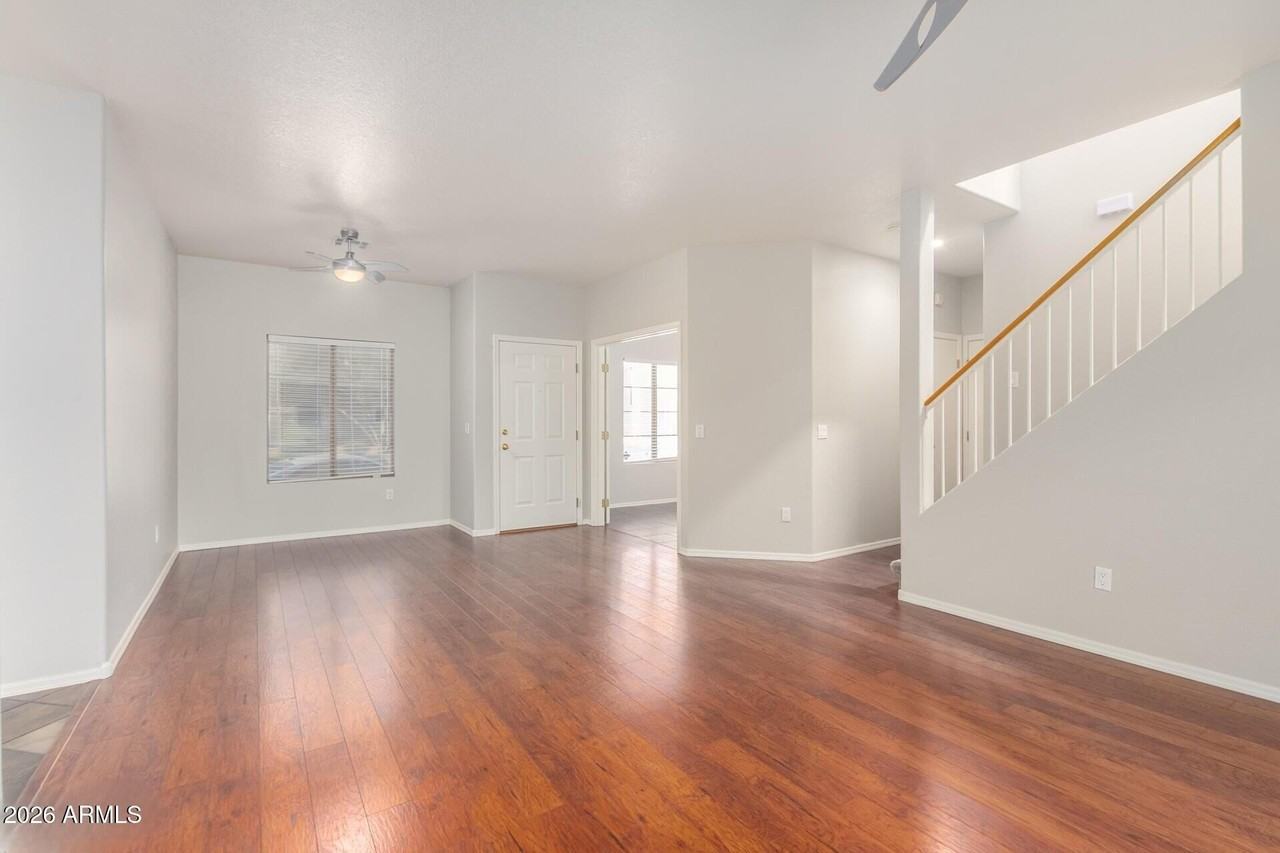 21821 N 40th Way - Photo 5 of 28