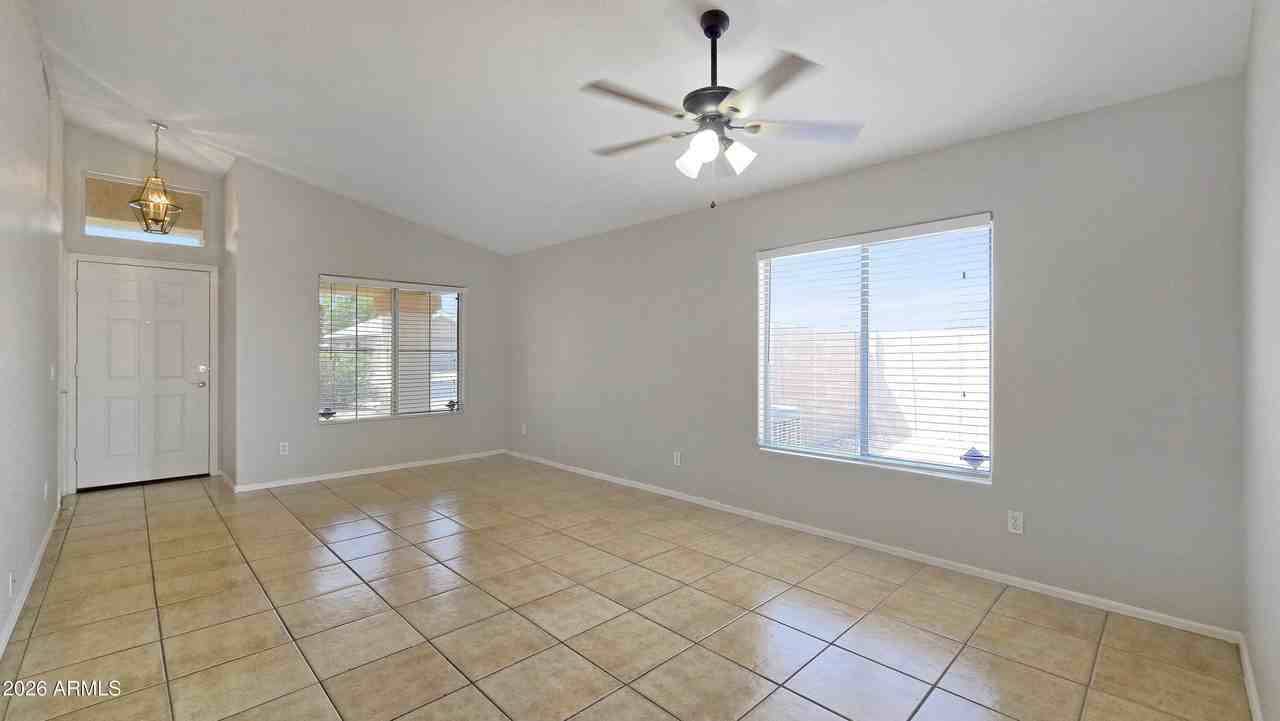 10225 N 94th Ln - Photo 4 of 21