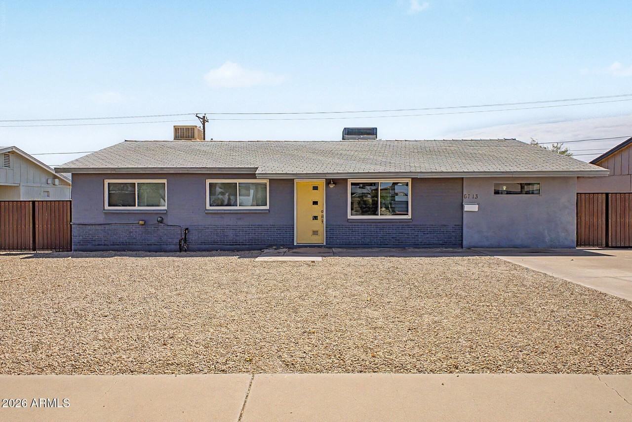 6713 E Latham St - Photo 5 of 25