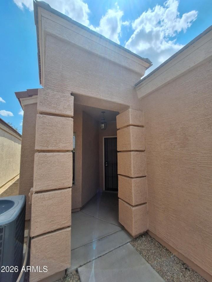 3307 E Fremont Rd - Photo 2 of 37