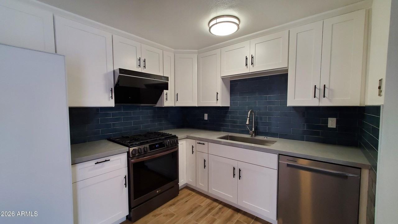 3710 E Thunderbird Rd - Photo 2 of 12