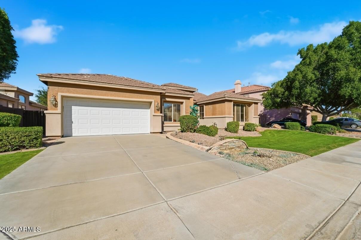 7180 W Trails Dr - Photo 3 of 50