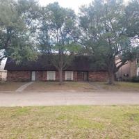 featured image of 3106 Oakmont Dr