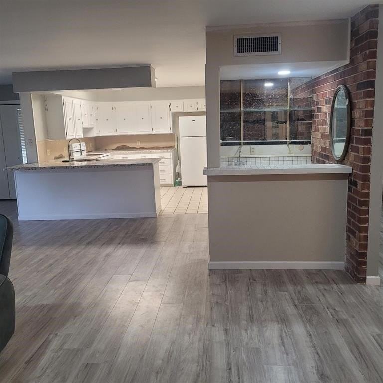 3106 Oakmont Dr - Photo 5 of 21