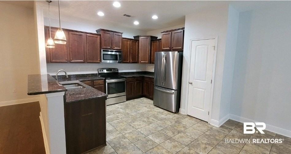 6057 Andhurst Dr - Photo 4 of 15