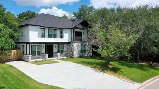 1307 Bayou Woods Dr - Photo 1 of 1