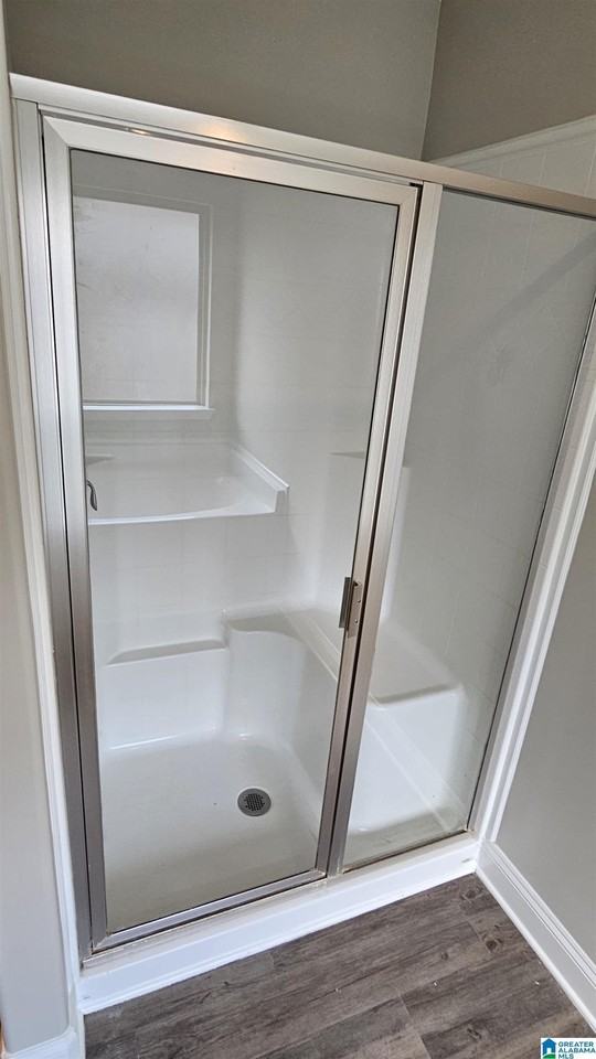 228 Hillcrest Dr - Photo 3 of 12