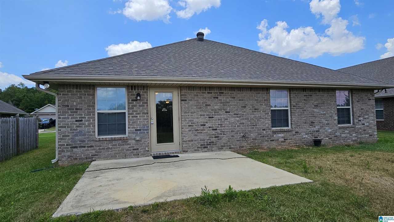228 Hillcrest Dr - Photo 6 of 12