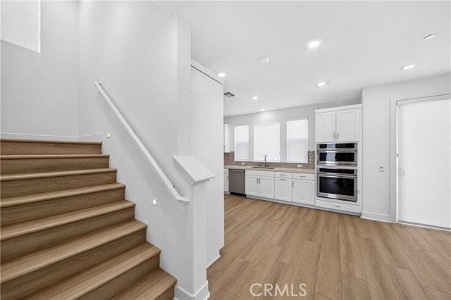 1041 Citron Dr - Photo 7 of 8