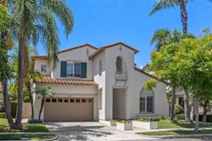 featured image of 82 Laurelhurst Dr