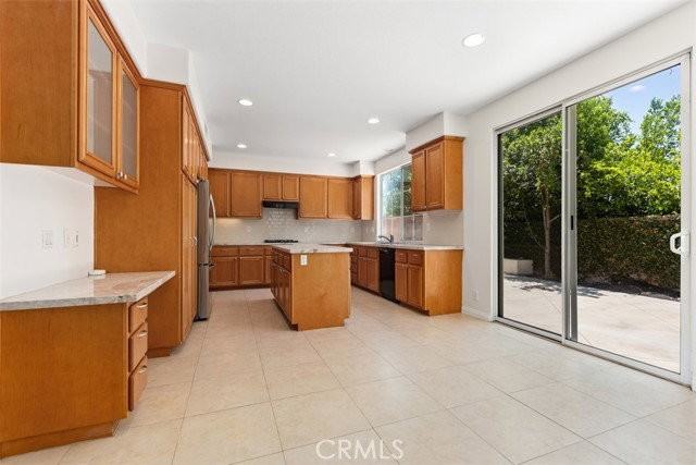 82 Laurelhurst Dr - Photo 7 of 8