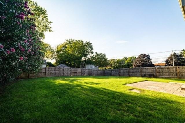 649 Kayloc Cir - Photo 6 of 35