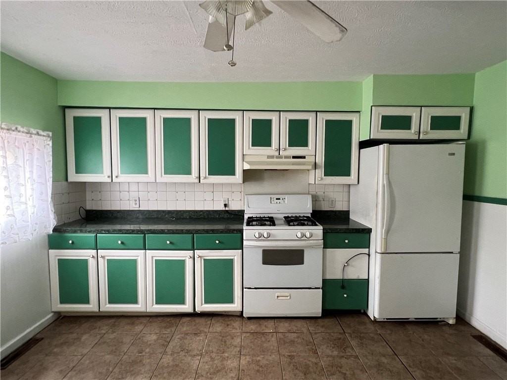 416 Broadway St Apt A - Photo 6 of 46