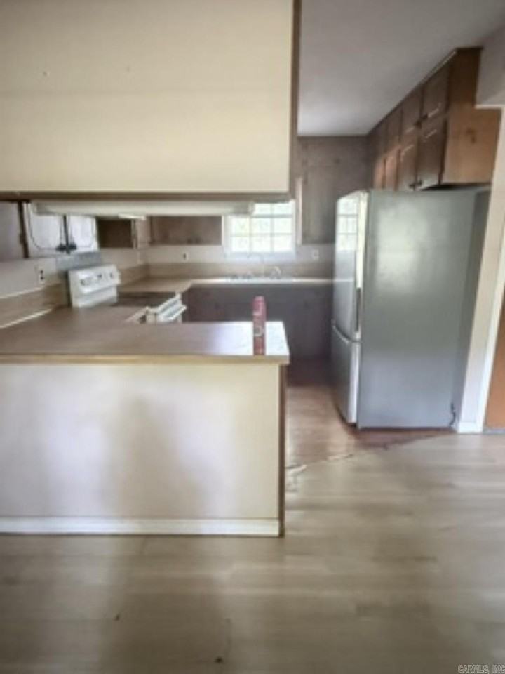 202 Bluebird Ln - Photo 7 of 18