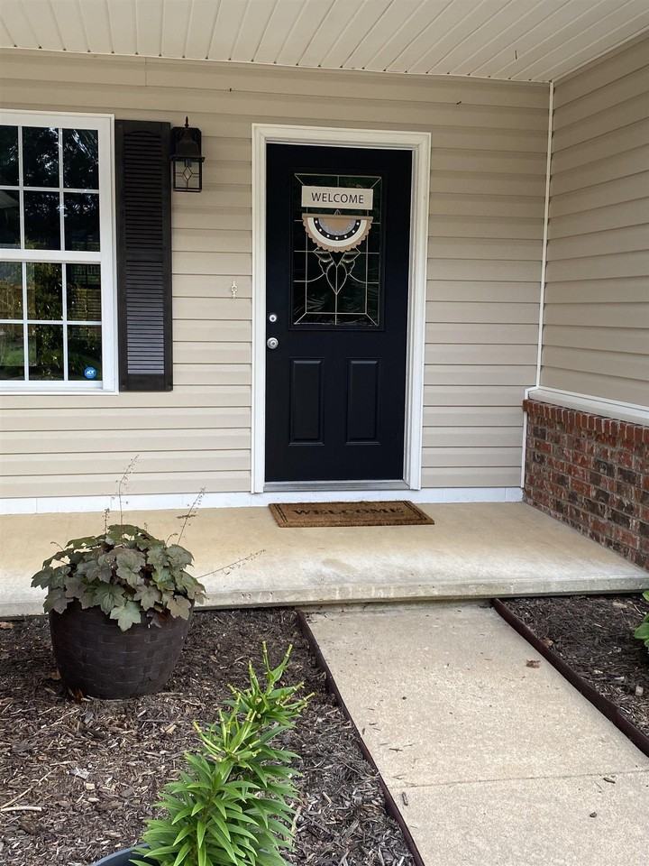 350 Plum Hollow Blvd - Photo 4 of 8