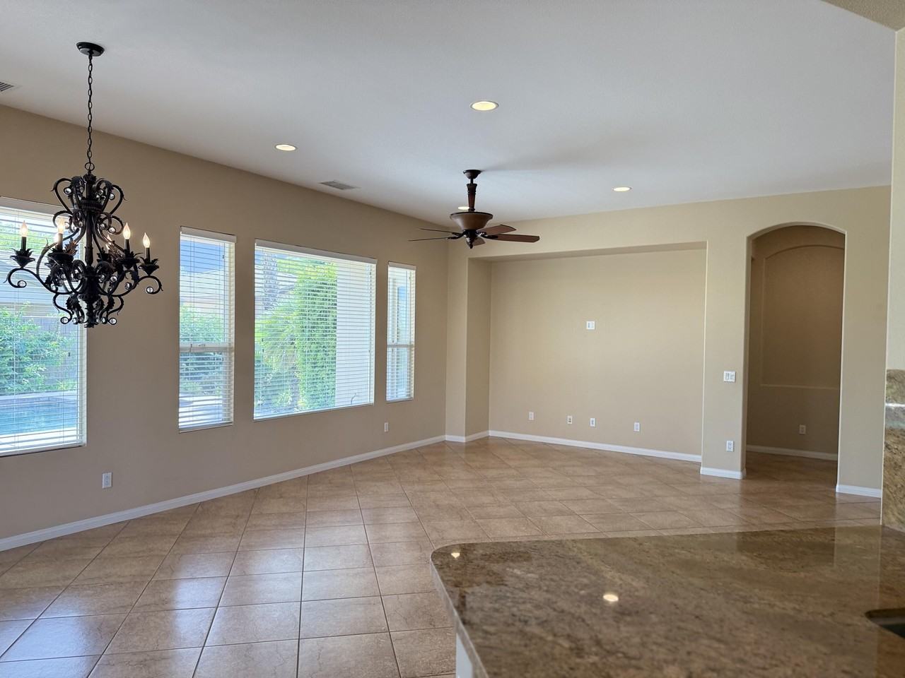 81223 Agave Ct - Photo 3 of 44