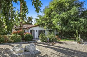 featured image of 1233 E Via Escuela