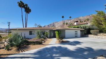 featured image of 901 W Via Livorno