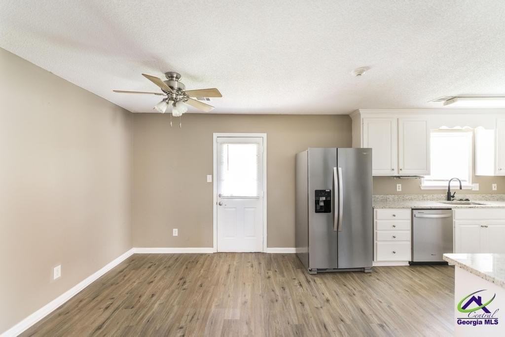 100 Wynfield Ln - Photo 7 of 21