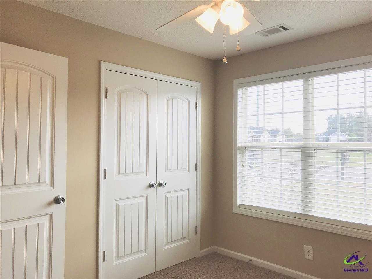 211 Station Way - Photo 5 of 31