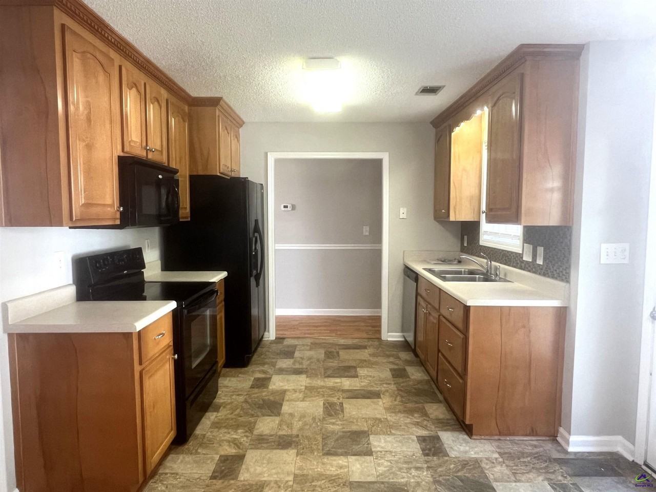 103 Reese Dr - Photo 6 of 26