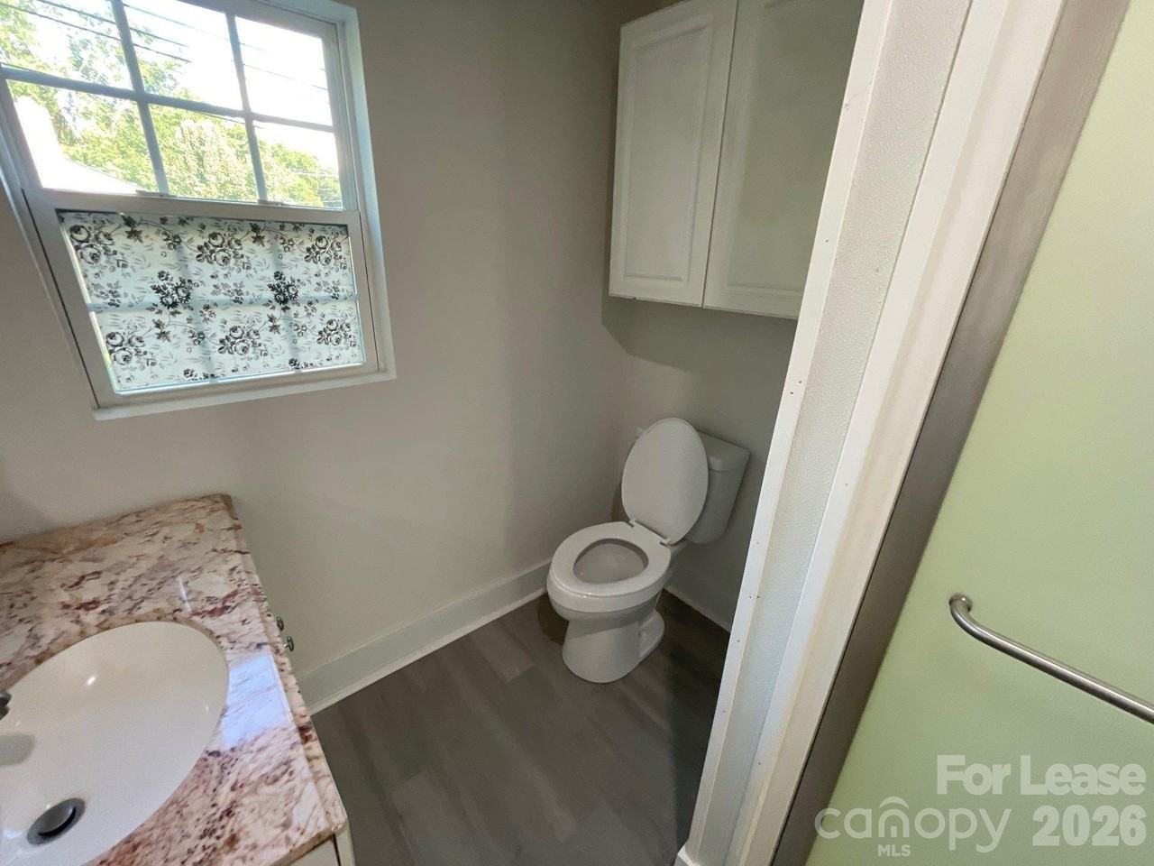 649 Arch Dr - Photo 7 of 8