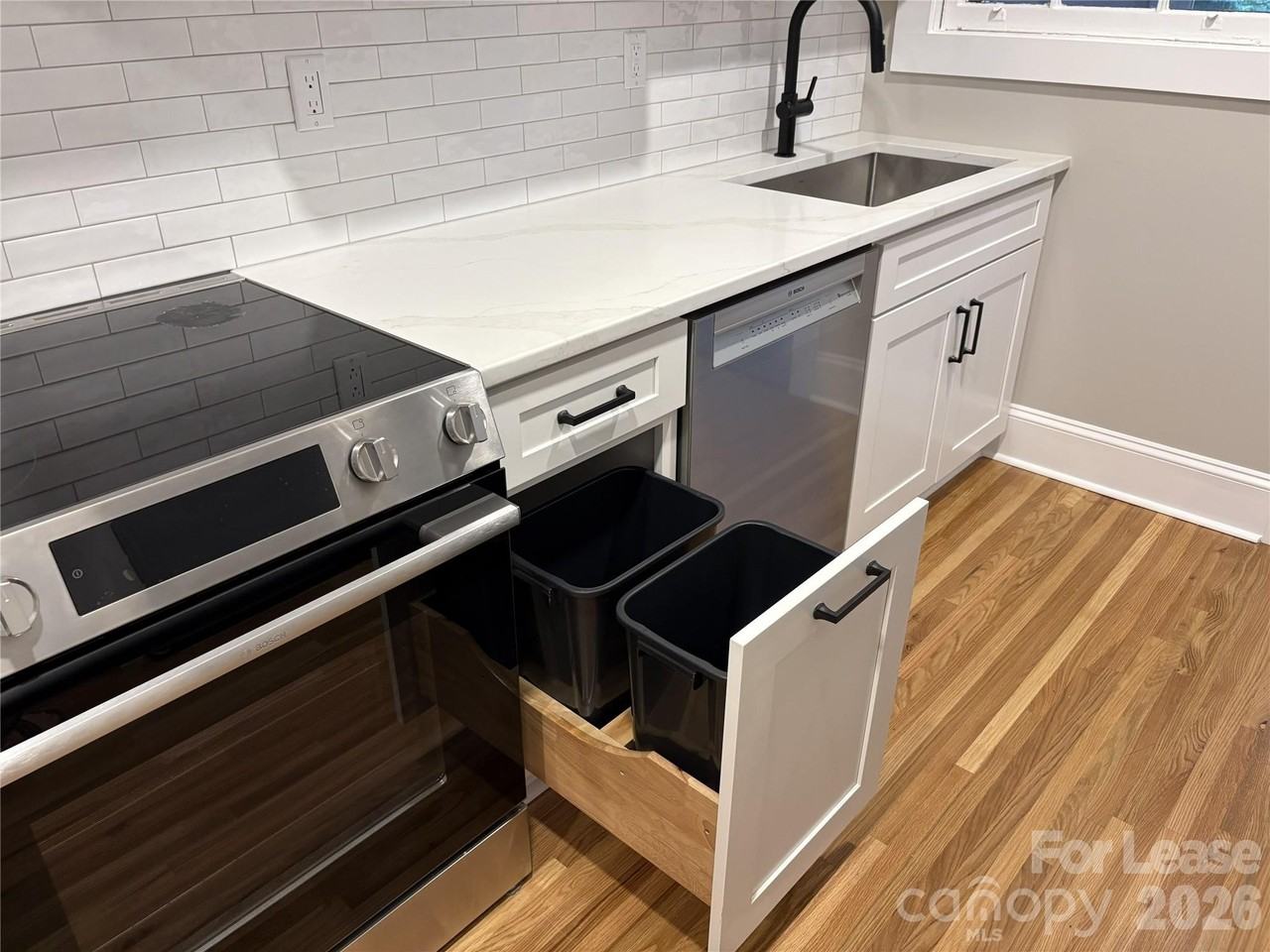 1412 Kenilworth Ave #1 - Photo 7 of 30