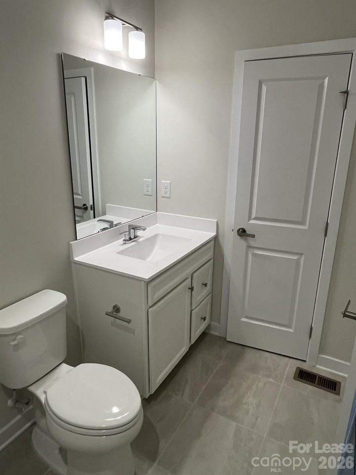 5013 Griers Hill Dr - Photo 6 of 30
