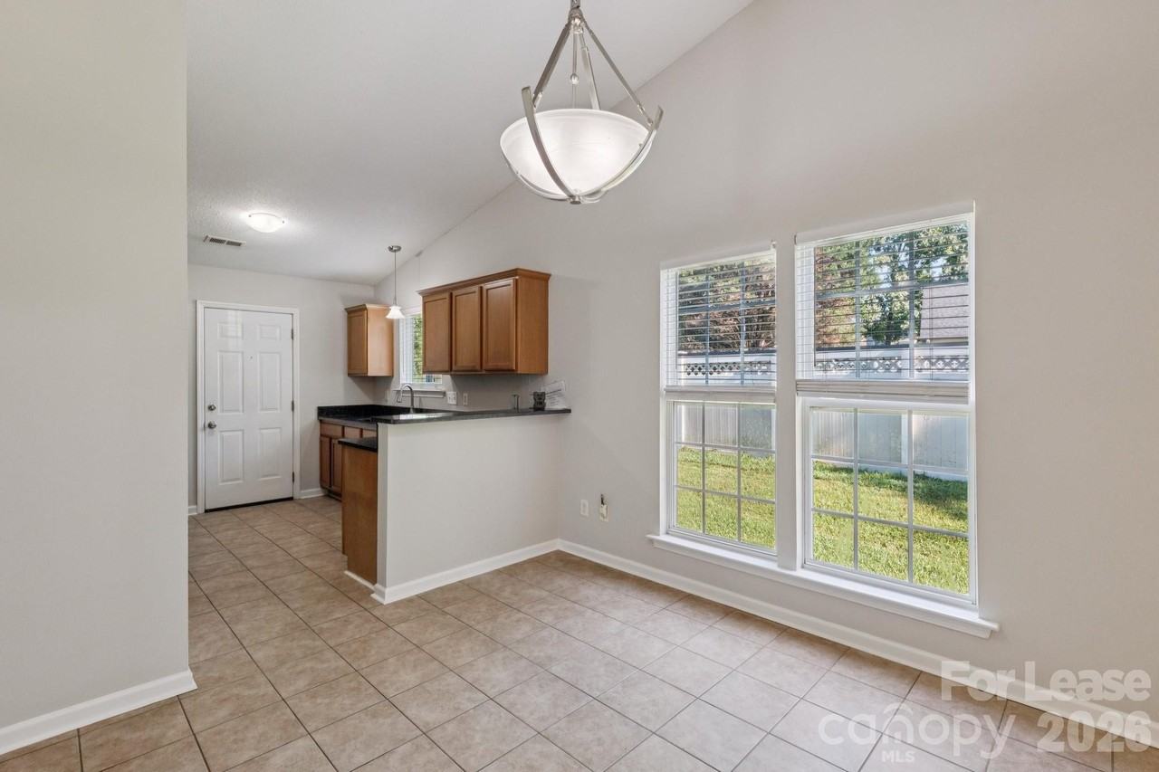 5237 Timbertop Ln - Photo 3 of 18