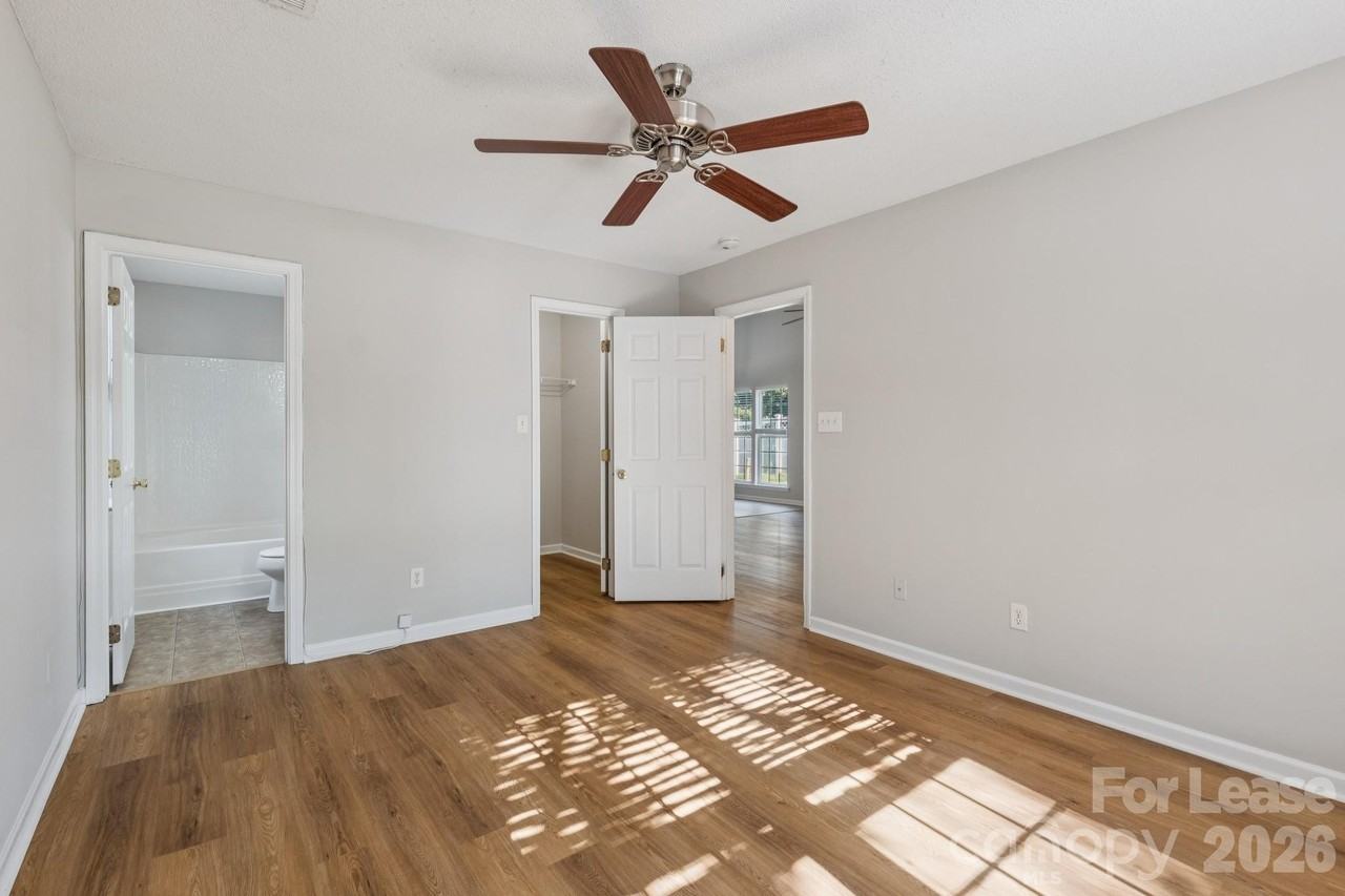 5237 Timbertop Ln - Photo 7 of 18
