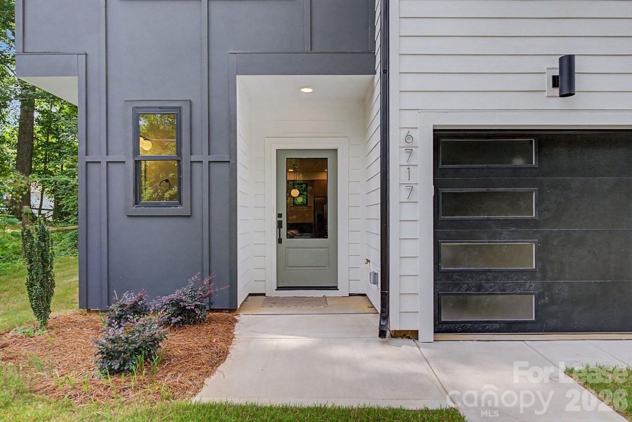 6717 Tracy Ave - Photo 2 of 20