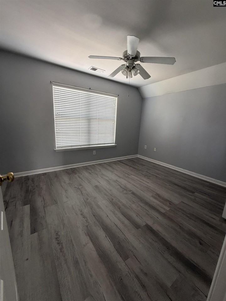 375 Northwood St - Photo 4 of 30
