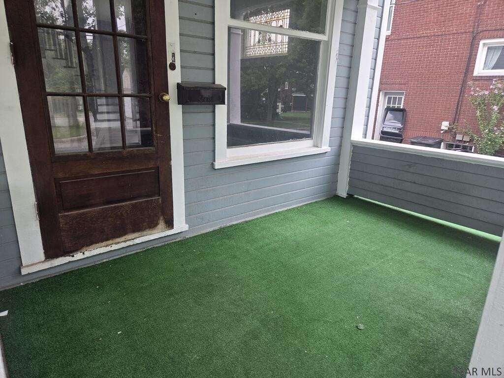 1018 Bucknell Ave - Photo 2 of 17