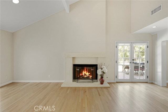 21335 Dove Pl - Photo 3 of 8