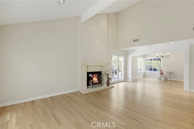 21335 Dove Pl - Photo 4 of 8