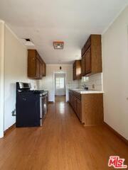 15133 Blackhawk St - Photo 5 of 8