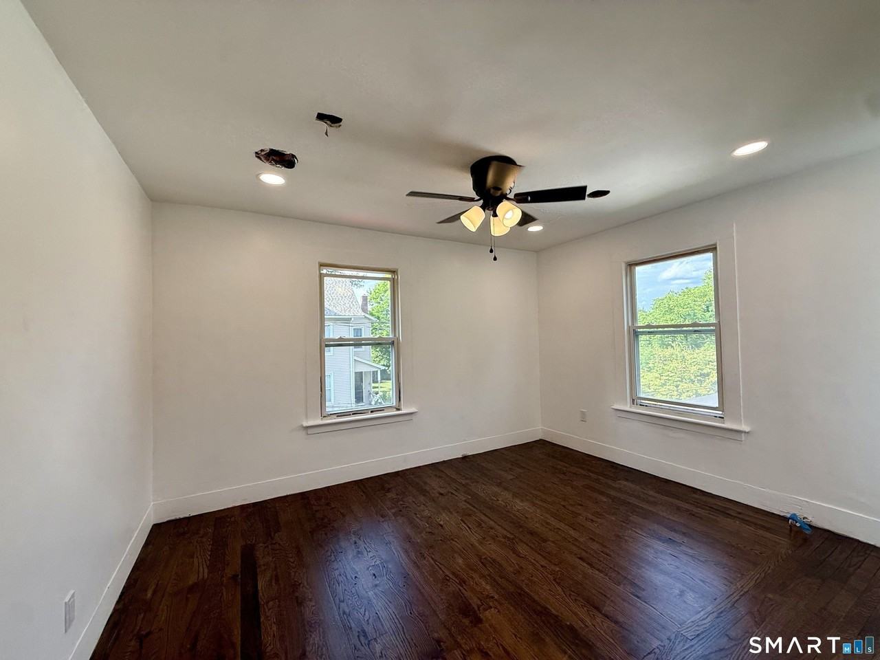 70 Riverside Ave - Photo 2 of 5