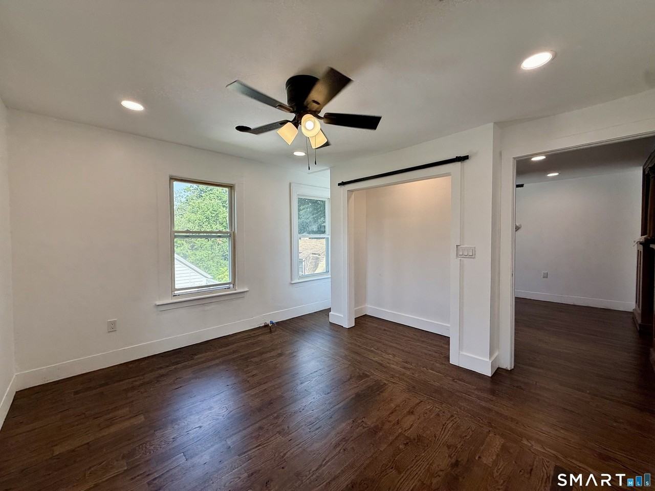 70 Riverside Ave - Photo 3 of 5
