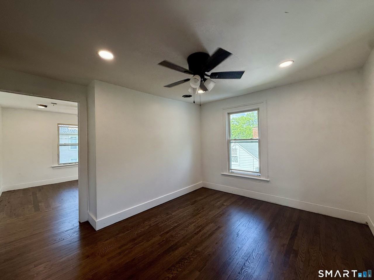70 Riverside Ave - Photo 4 of 5