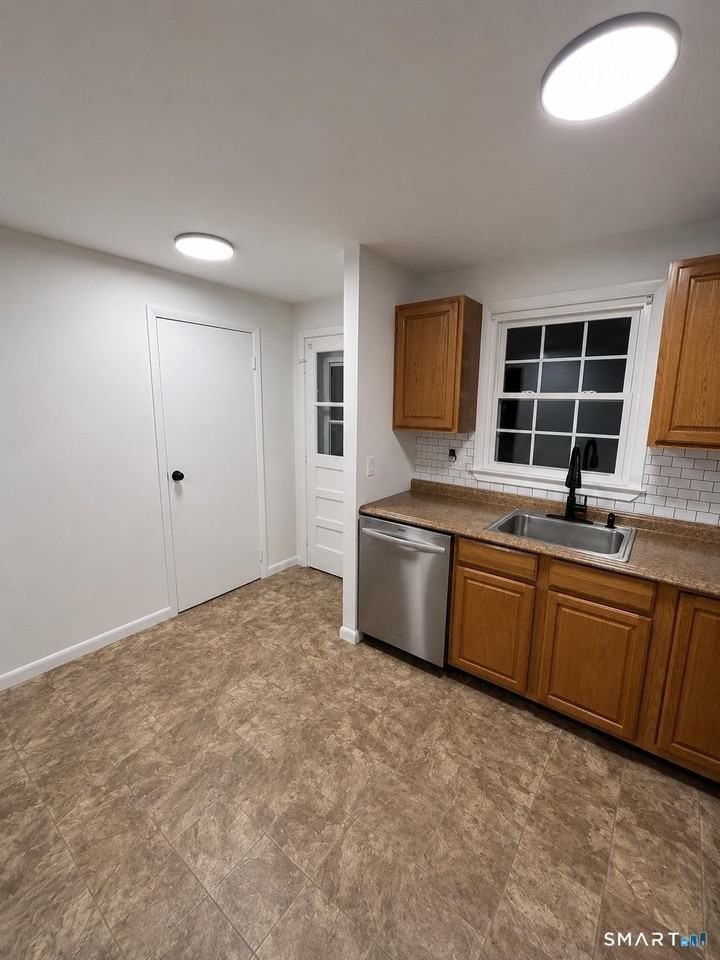 617 Millville Ave #8-1 - Photo 6 of 20