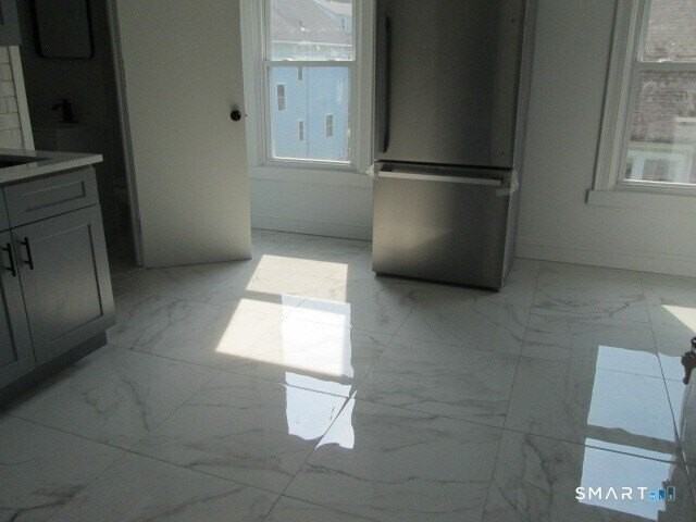 16 Winthrop St - Photo 4 of 11