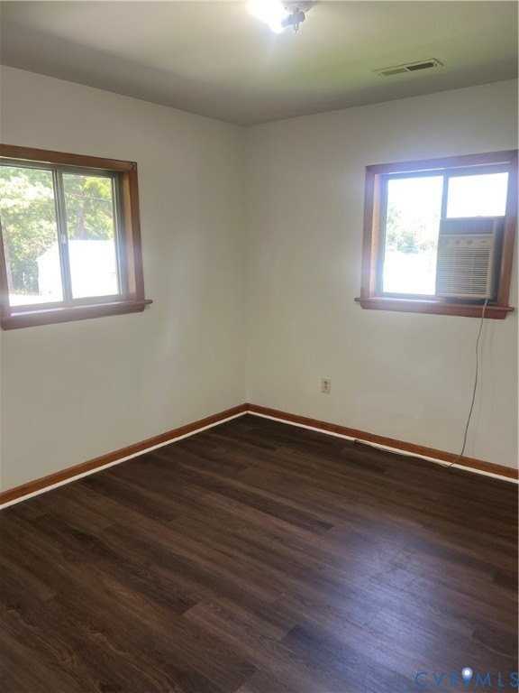 2700 Maple St #A - Photo 4 of 18