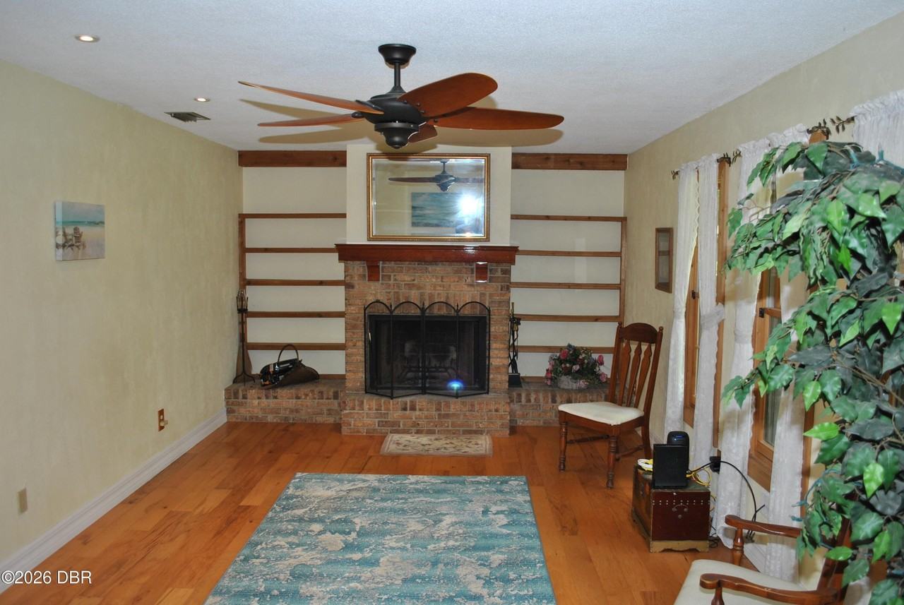 5590 Lancewood Cir S #S - Photo 7 of 49