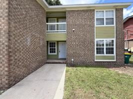 featured image of 941 Valley Rd #B