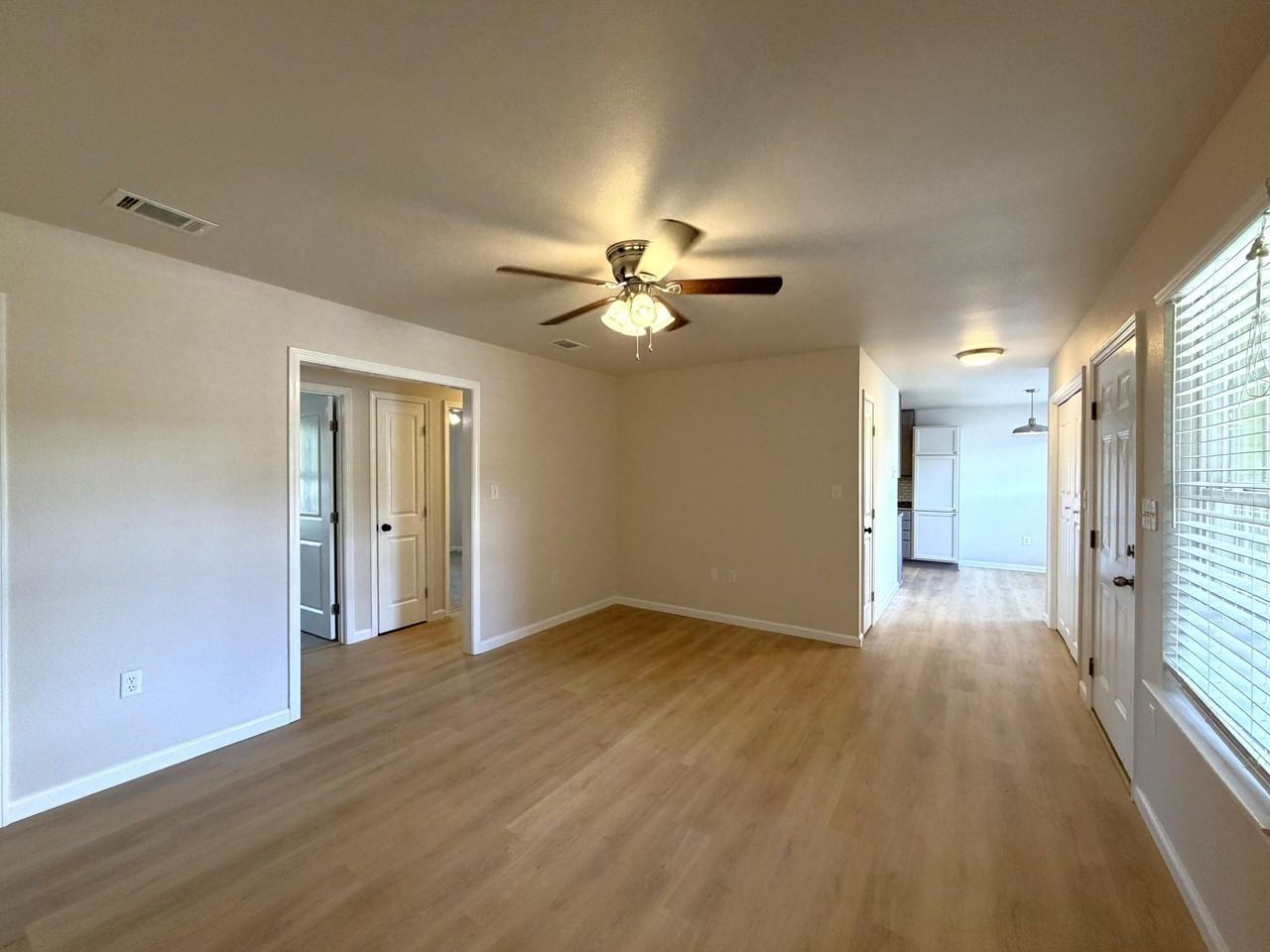 941 Valley Rd #B - Photo 3 of 20