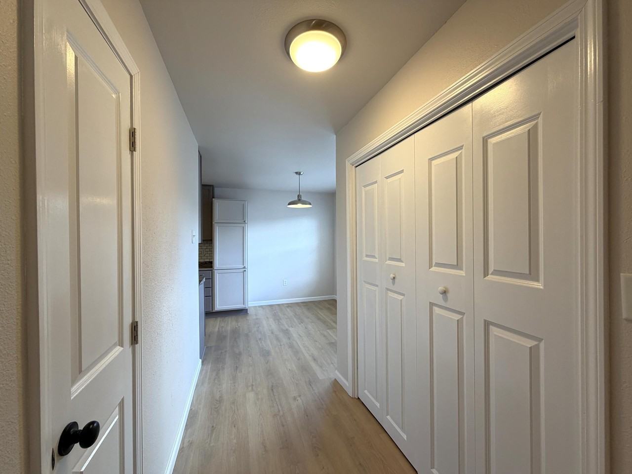 941 Valley Rd #B - Photo 5 of 20